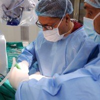 १९ हजार न्युरो सर्जरी गरेका चिकित्सक भन्छन् - सबै शल्यक्रियाले नयाँ कुरा सिकायो